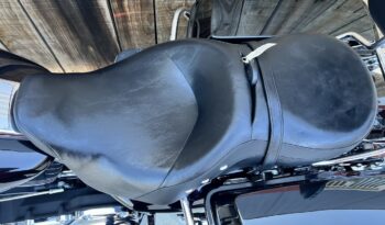 HARLEY DAVIDSON FLHR ROAD KING lleno