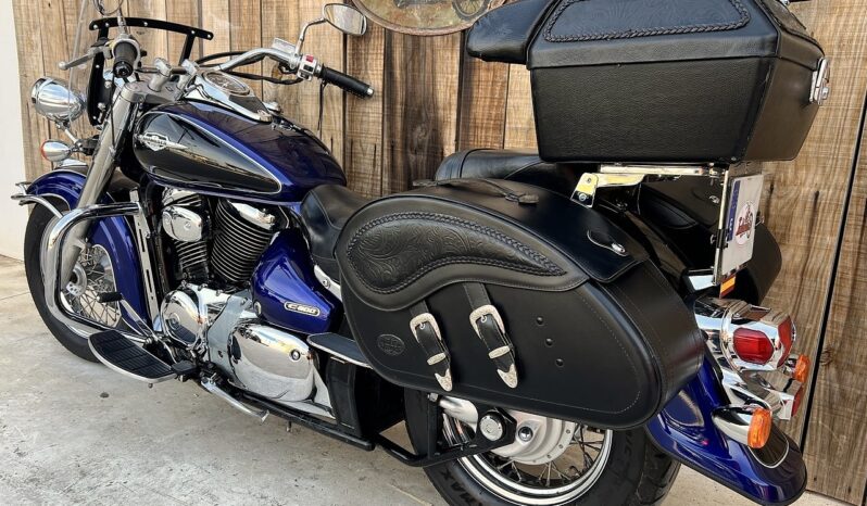 SUZUKI C800 INTRUDER lleno