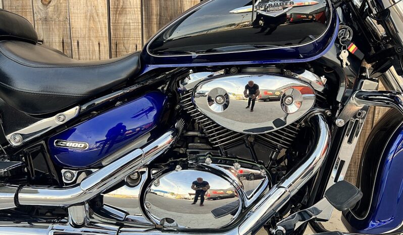 SUZUKI C800 INTRUDER lleno