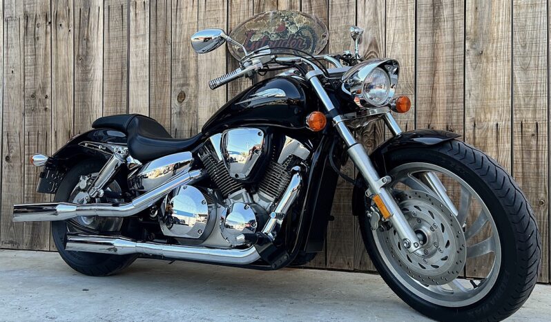 HONDA VTX1300 lleno