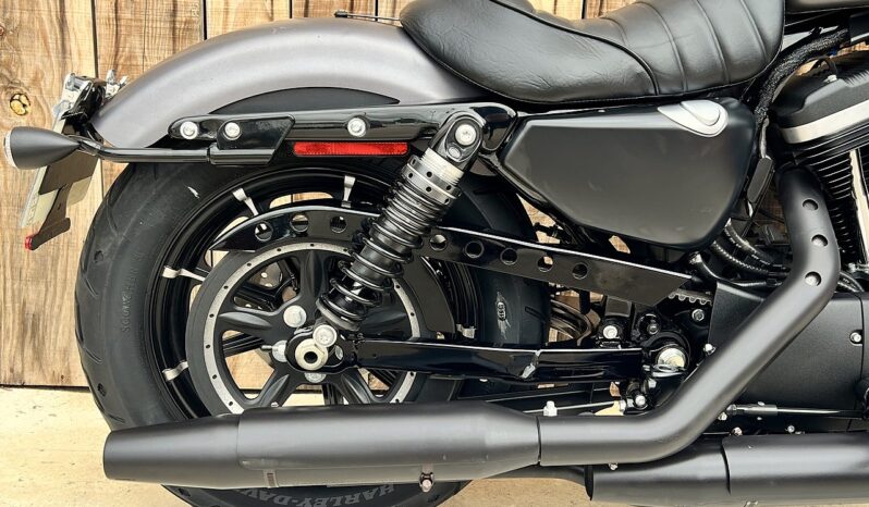 HARLEY DAVIDSON XL883 IRON lleno