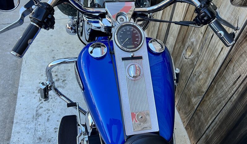 HARLEY DAVIDSON ROAD KING CLASSIC lleno