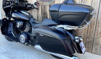 INDIAN ROADMASTER DARK HORSE lleno