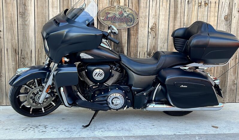 INDIAN ROADMASTER DARK HORSE lleno