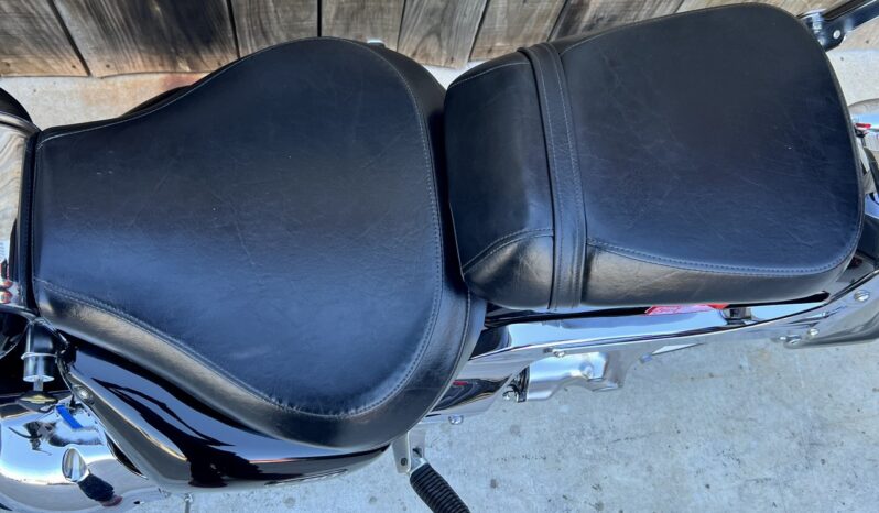 SUZUKI C1500 INTRUDER lleno