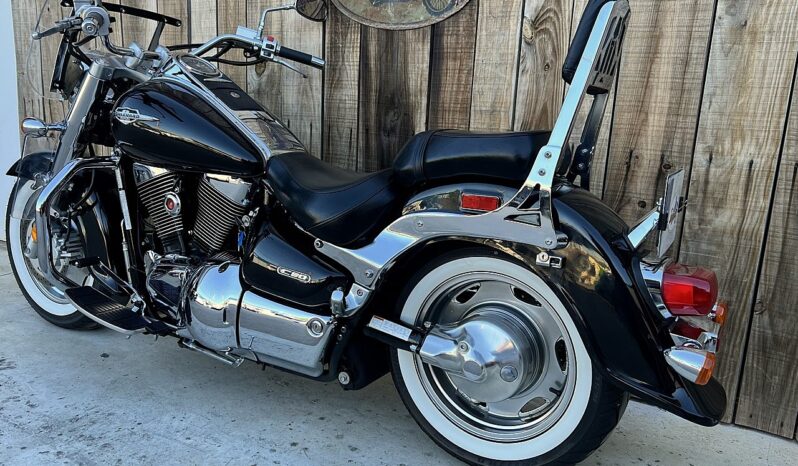 SUZUKI C1500 INTRUDER lleno