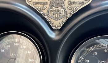 HARLEY DAVIDSON ELECTRA GLIDE ULTRA CLASSIC “PEACE OFFICER” lleno