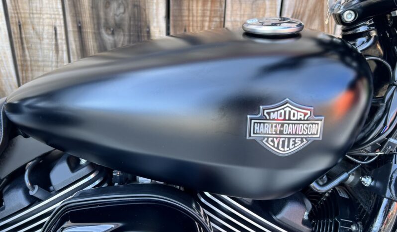 HARLEY DAVIDSON STREET 750 A2 lleno