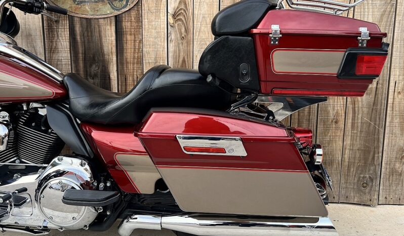 HARLEY DAVIDSON ELECTRA GLIDE ULTRA CLASSIC lleno