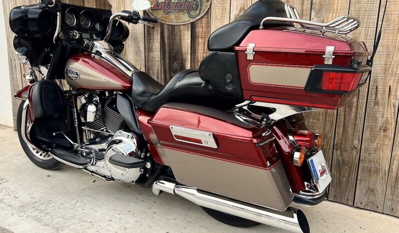 HARLEY DAVIDSON ELECTRA GLIDE ULTRA CLASSIC lleno