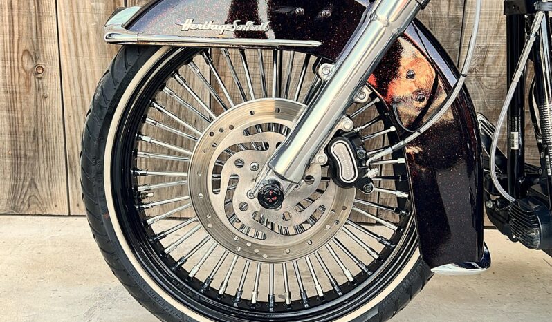 HARLEY DAVIDSON HERITAGE “CHICANA” lleno