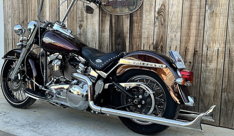 HARLEY DAVIDSON HERITAGE “CHICANA” lleno