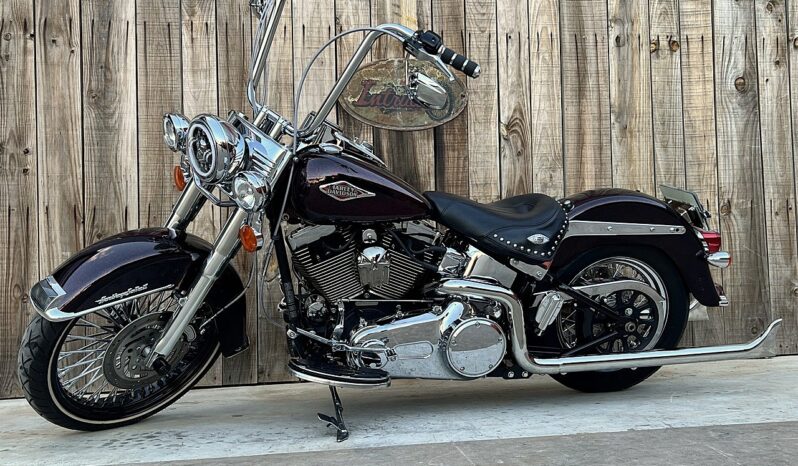 HARLEY DAVIDSON HERITAGE “CHICANA” lleno