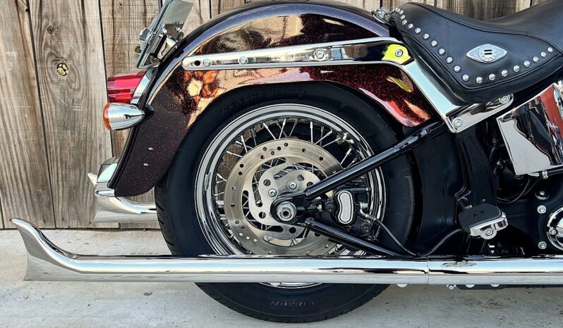 HARLEY DAVIDSON HERITAGE “CHICANA” lleno