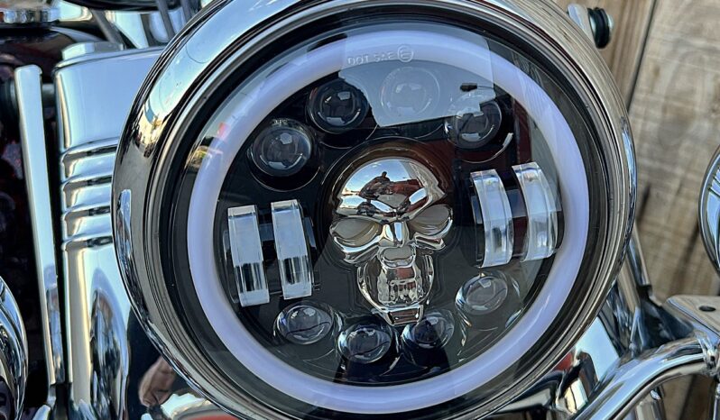 HARLEY DAVIDSON HERITAGE “CHICANA” lleno