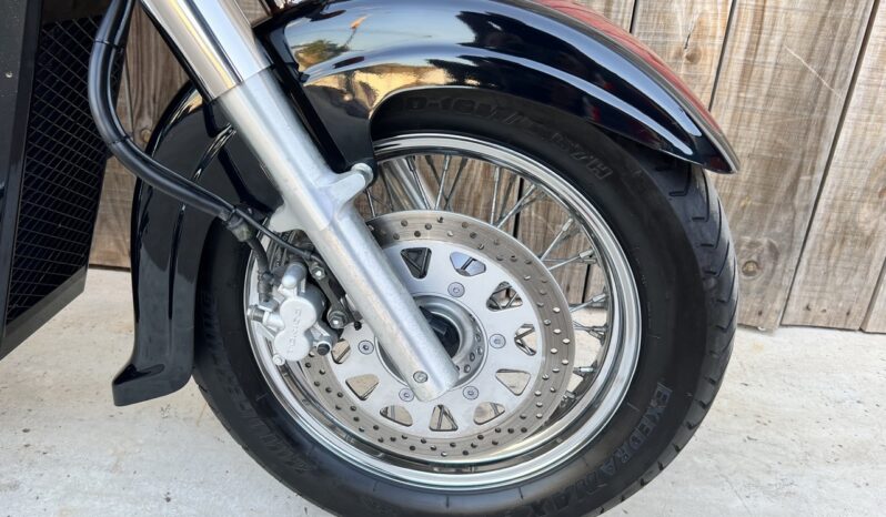 SUZUKI VL800 INTRUDER lleno