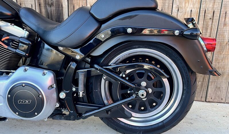 HARLEY DAVIDSON FAT BOY SP 103 lleno