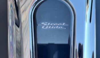 HARLEY DAVIDSON STREET GLIDE 103 lleno