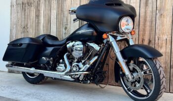 HARLEY DAVIDSON STREET GLIDE 103 lleno