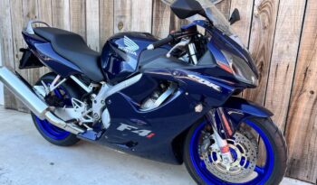 HONDA CBR600 F lleno