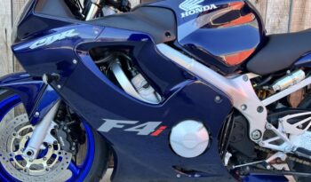 HONDA CBR600 F lleno