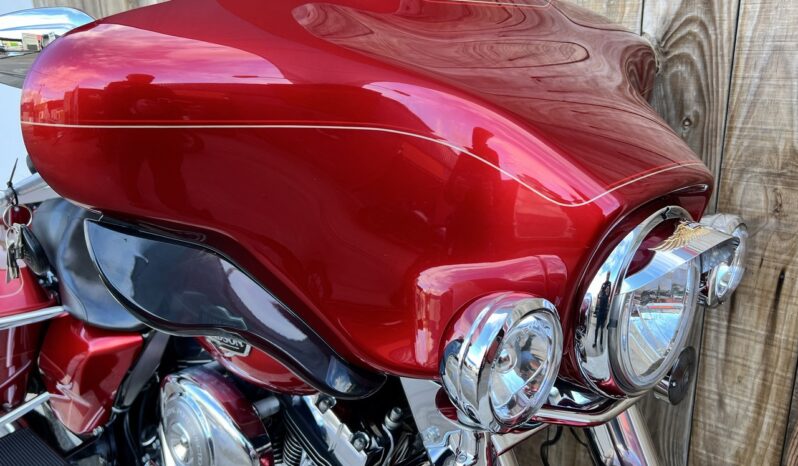 HARLEY DAVIDSON ELECTRA GLIDE BAGGER lleno