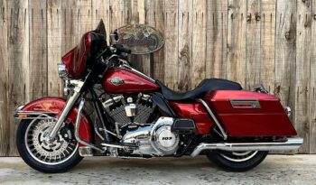 HARLEY DAVIDSON ELECTRA GLIDE BAGGER lleno