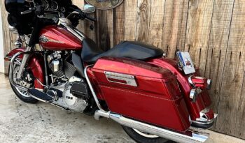 HARLEY DAVIDSON ELECTRA GLIDE BAGGER lleno