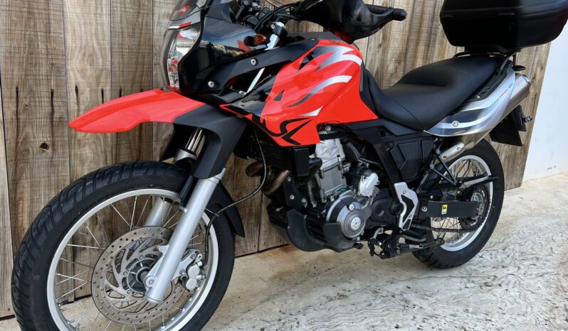 APRILIA PEGASO 650 A2 lleno