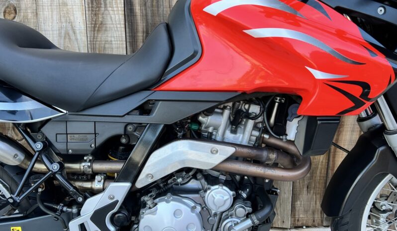 APRILIA PEGASO 650 A2 lleno