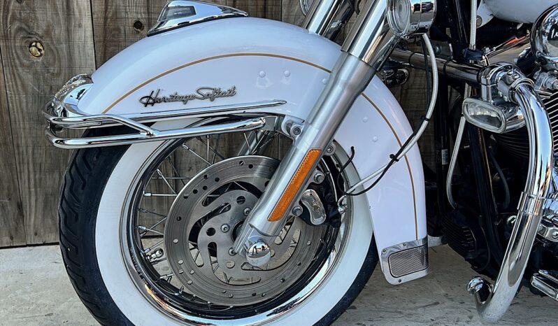 HARLEY DAVIDSON HERITAGE SOFTAIL CLASSIC lleno
