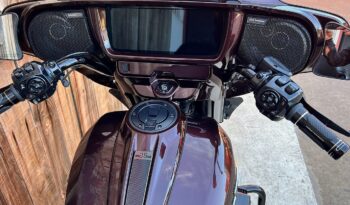 HARLEY DAVIDSON STREET GLIDE CVO lleno