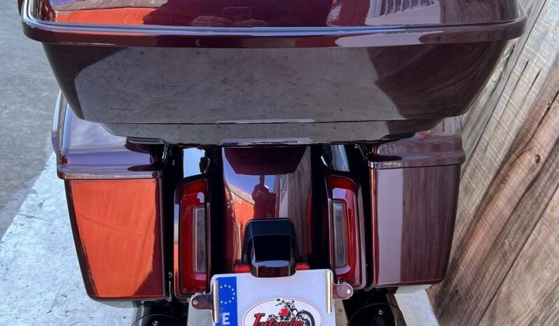 HARLEY DAVIDSON STREET GLIDE CVO lleno