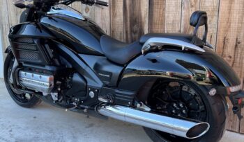 HONDA GL1800 VALKYRIE lleno