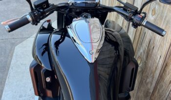 HONDA GL1800 VALKYRIE lleno