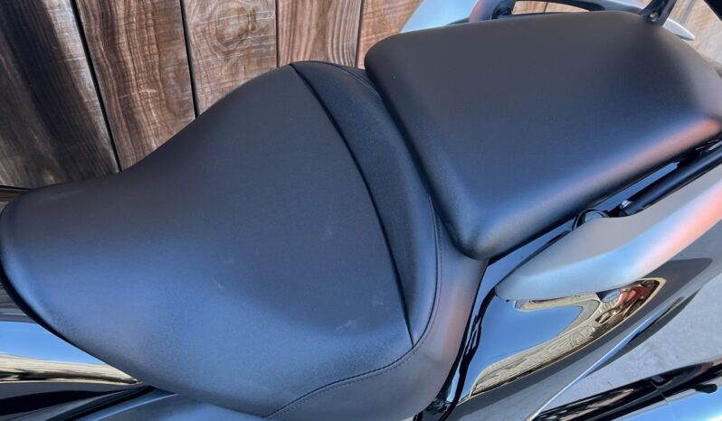 HONDA GL1800 VALKYRIE lleno