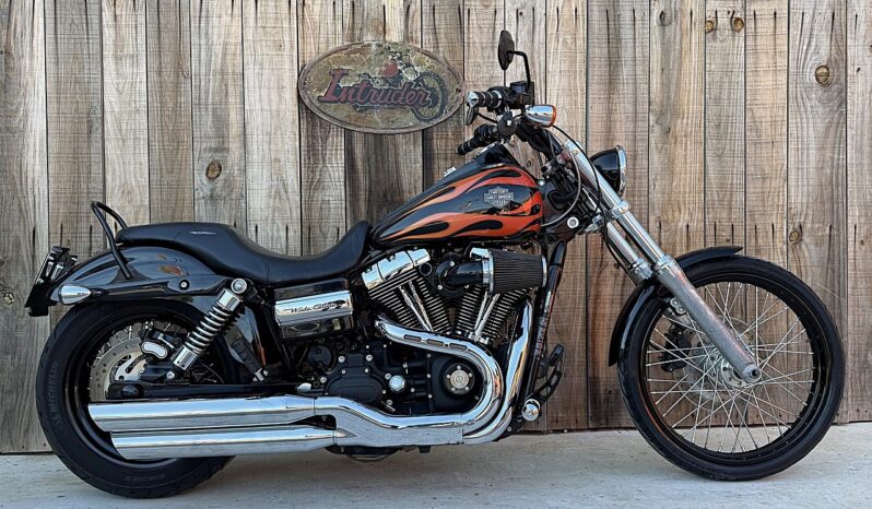 HARLEY DAVIDSON DYNA WIDE GLIDE lleno