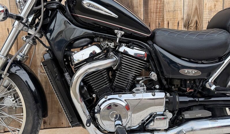 SUZUKI VS800 INTRUDER lleno