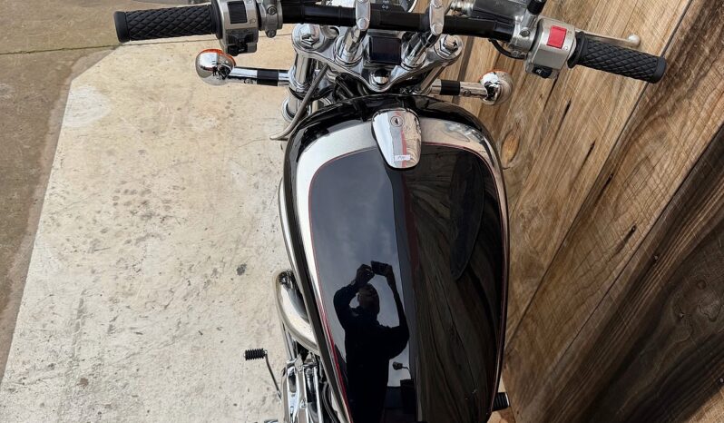 SUZUKI VS800 INTRUDER lleno