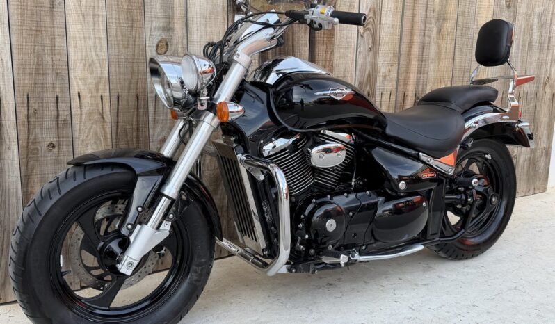 SUZUKI M800 INTRUDER lleno