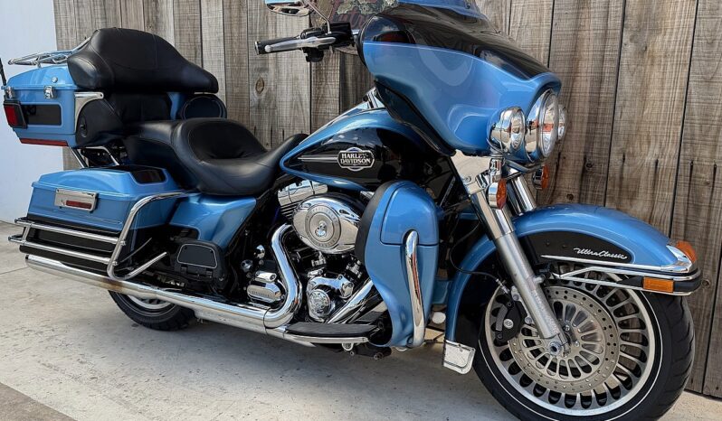 HARLEY DAVIDSON ELECTRA GLIDE ULTRA CLASSIC lleno