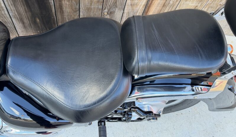 SUZUKI C800 INTRUDER lleno