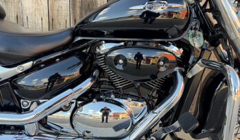 SUZUKI C800 INTRUDER lleno