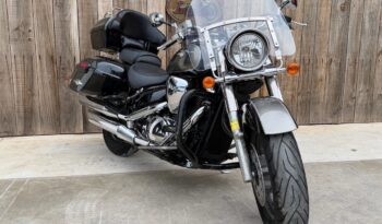 SUZUKI C800 INTRUDER lleno