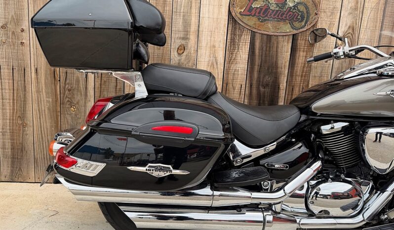 SUZUKI C800 INTRUDER lleno