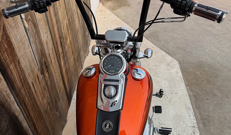 HARLEY DAVIDSON DYNA SUPER GLIDE CUSTOM lleno