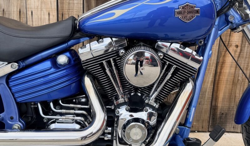 HARLEY DAVIDSON SOFTAIL ROCKER C lleno
