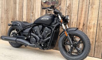 INDIAN SCOUT SIXTY BOBBER lleno