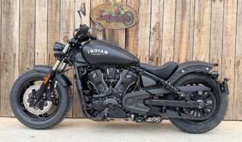 INDIAN SCOUT SIXTY BOBBER lleno
