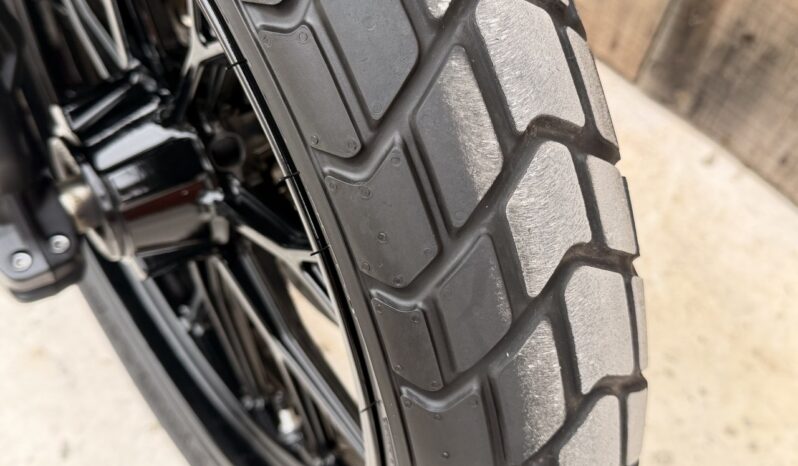 DUCATI SCRAMBLER ICON DARK lleno
